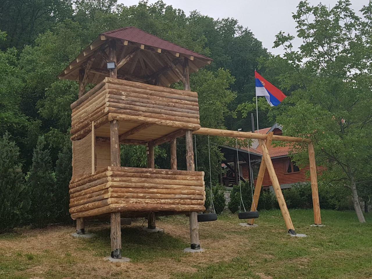 Villa Etno Domacinstvo Milenkovic Despotovac Exterior foto